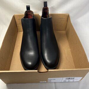 b.o.c. Black Ankle Booties elastic Sides Pull on Durable Soles New